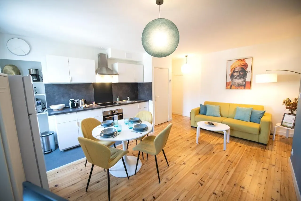 Appartement KASA TARDY - Spacieux, lumineux&Cosy - Machine à laver - TV&WIFI Saint-Etienne  France